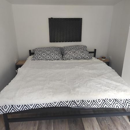 Klid Appartement Budyne nad Ohri Buitenkant foto